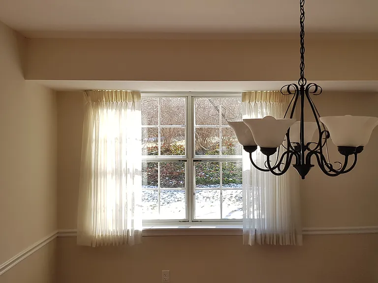 520 Merioneth Dr — Photo 25