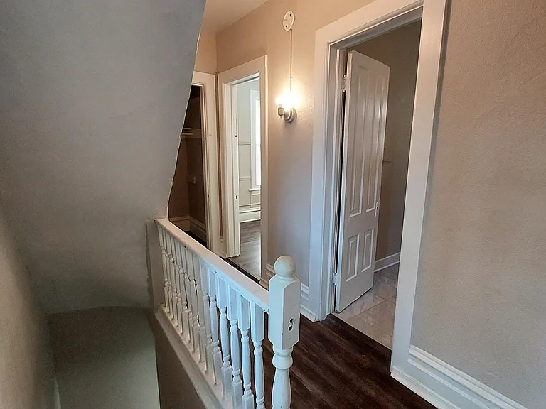 103 NE Roanoke Ave #2 — Photo 10