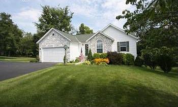 2nd image of 3134 Apple Valley Dr