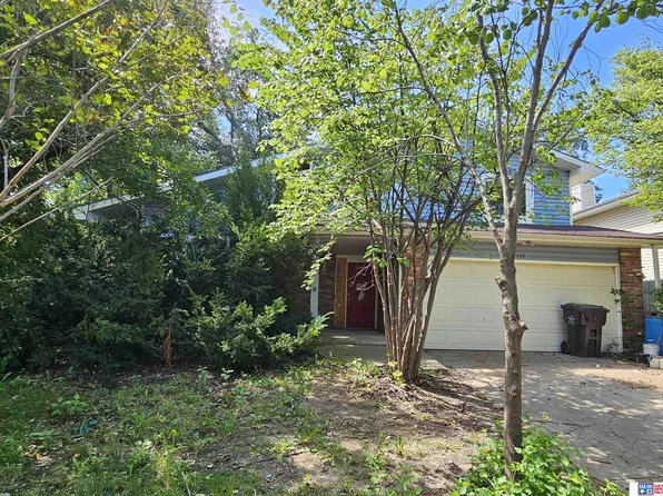 719 W Leon Dr, Lincoln, NE 68521