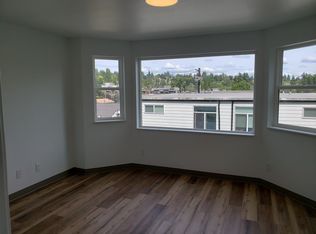 5200 22nd Ave NE #6, Seattle, WA 98105