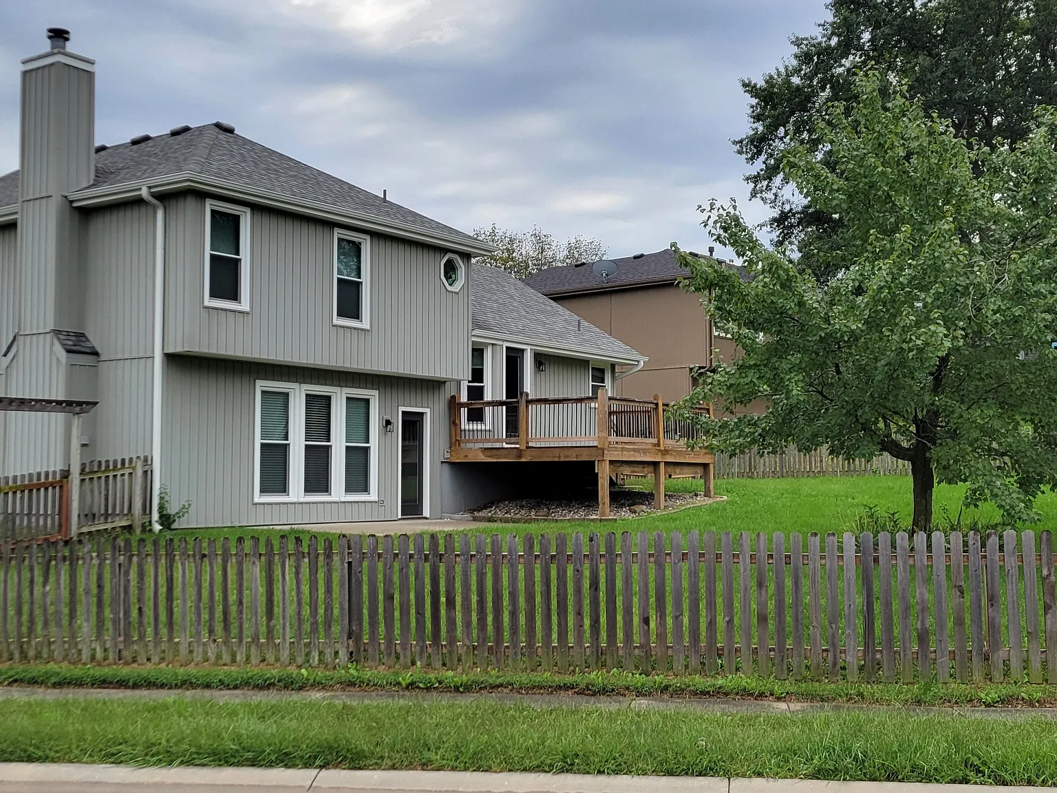 3 bed, 1450 sqft, $2,500 — Photo 2
