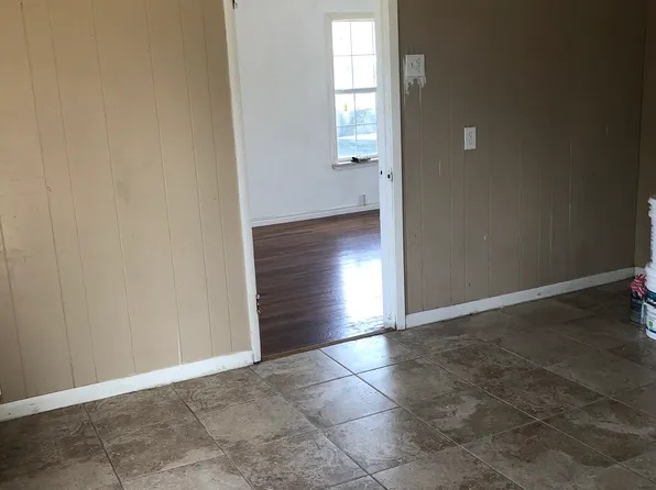 1301 Maryland Dr, Corpus Christi, TX 78415