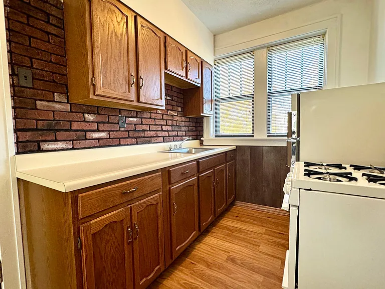 1204 Bellevue Ave #1E — Photo 7