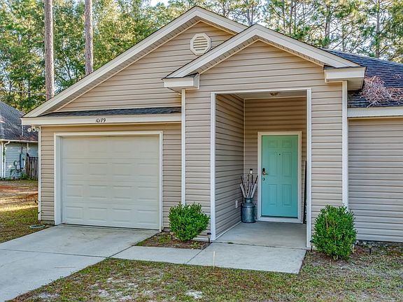 2nd image of 10179 Sandyrock Ln