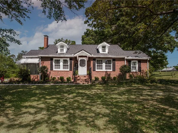 951 Bethlehem Ridge Rd, Pickens, SC 29671