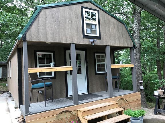 3rd image of 112 Crest Dr