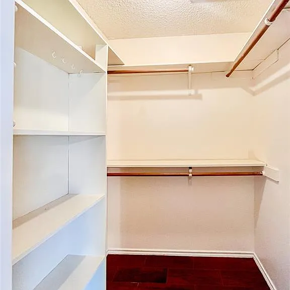 8705 Clearbrook Trl #B — Photo 11