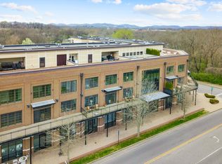 320 Liberty Pike APT 210, Franklin, TN 37064