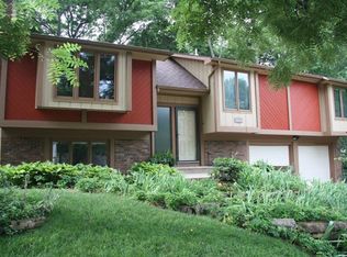 3603 Boulder Ct, Lawrence, KS 66049