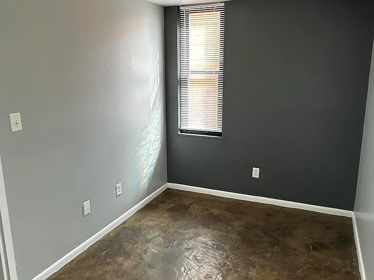703 Wilkinson Blvd #4 — Photo 30