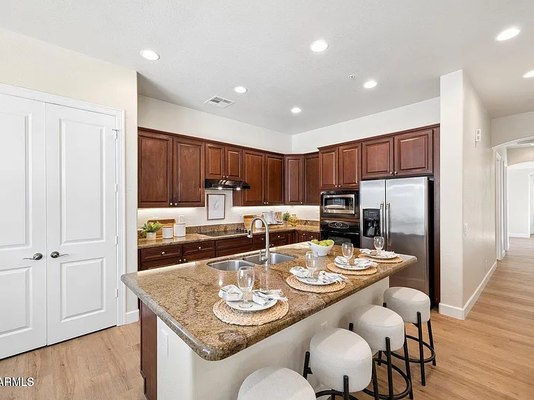 16195 W Glenrosa Ave — Photo 8