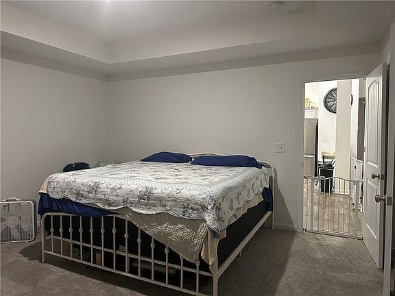 5th image of 505 Blue Ridge Ave