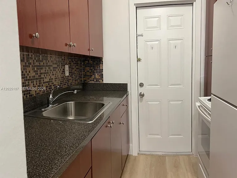 791 SW 64th Ave #4 — Photo 7