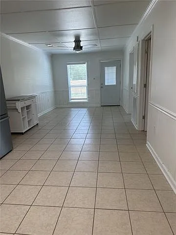 2 bed, 1.0 bath, 690 sqft, $1,100 — Photo 2