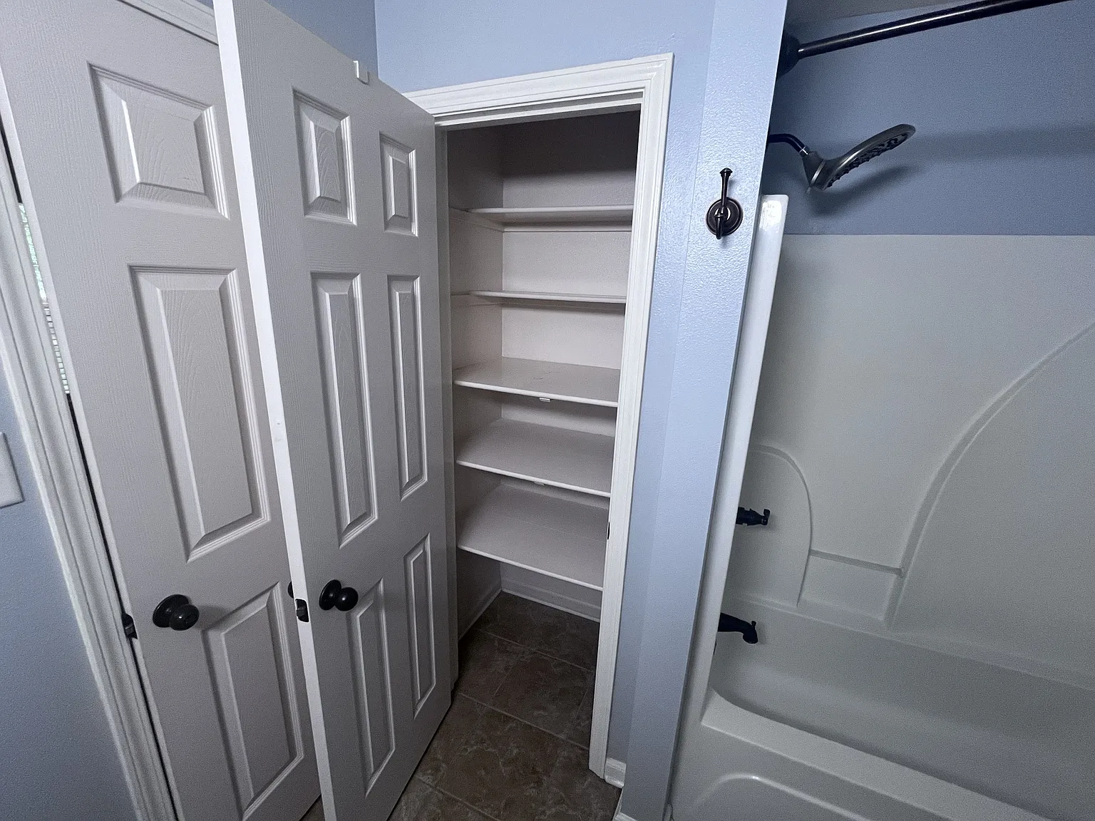 34 Shamsie Drive - 1 — Photo 2