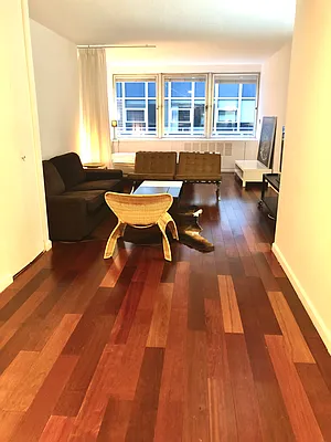 Rented by Winzone Realty Inc | media 10