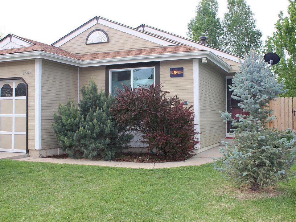 Lovely, quaint home....great neighbors!