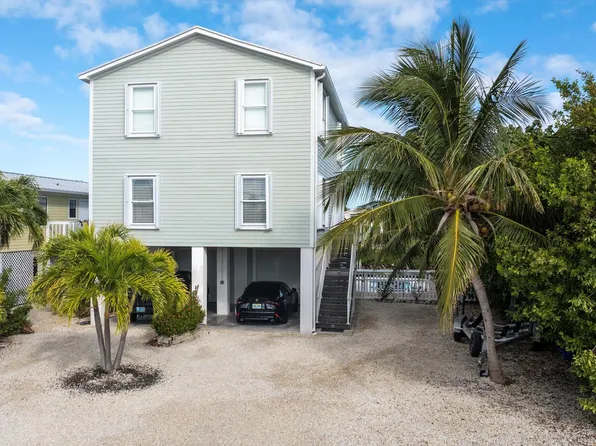 27367 Martinique Ln, Ramrod Key, FL 33042