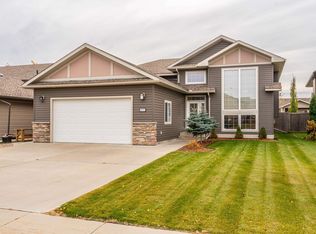 4923 59th Ave, Cold Lake, AB T9M 0C2