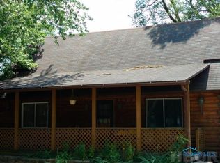 8114 Barrett Rd, Sandusky, OH 44870
