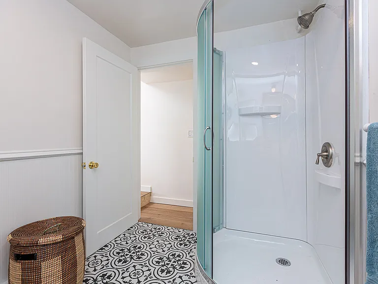 129 Broadway Blvd — Photo 21