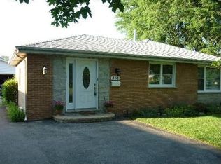 316 E Turner Ave, Roselle, IL 60172