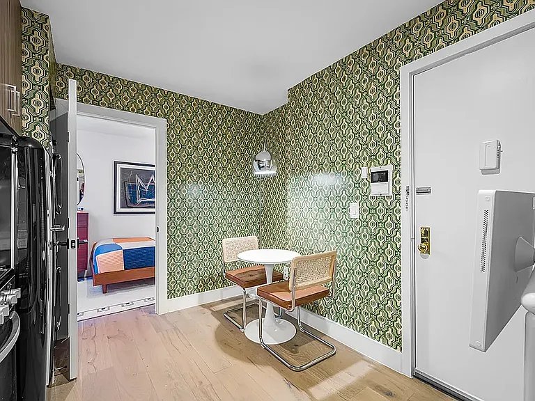 236 W 15th St #13B — Photo 4