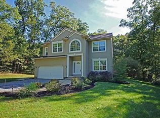 307 Cobham Ln, Cabot, PA 16023