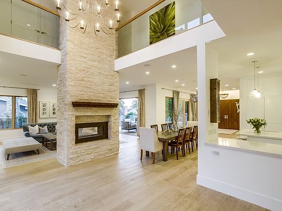 4th image of 5545 Bellevue Ave