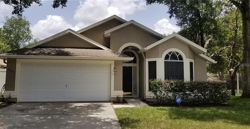 1st image of 1037 Royal Oaks Dr