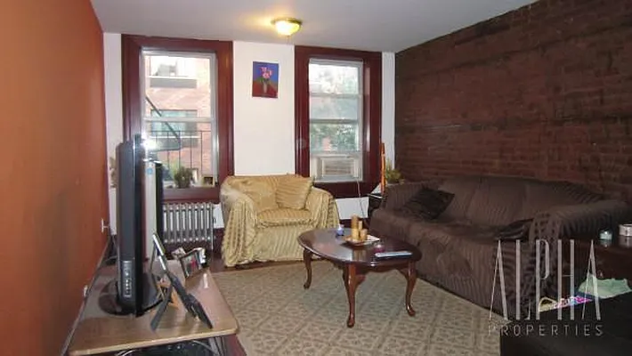 Rented by Alpha Properties NYC I LLC | media 30