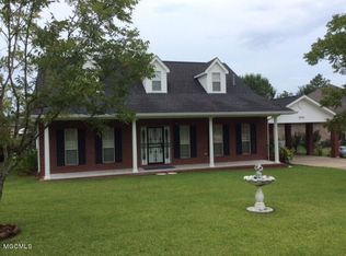 19685 Riverline Dr E, Saucier, MS 39574