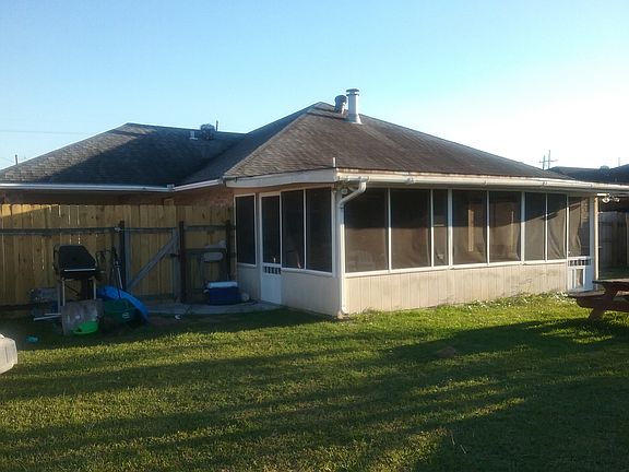 3rd image of 314 Camille Dr