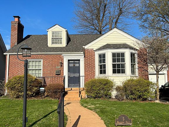 2nd image of 5 Waverton Dr