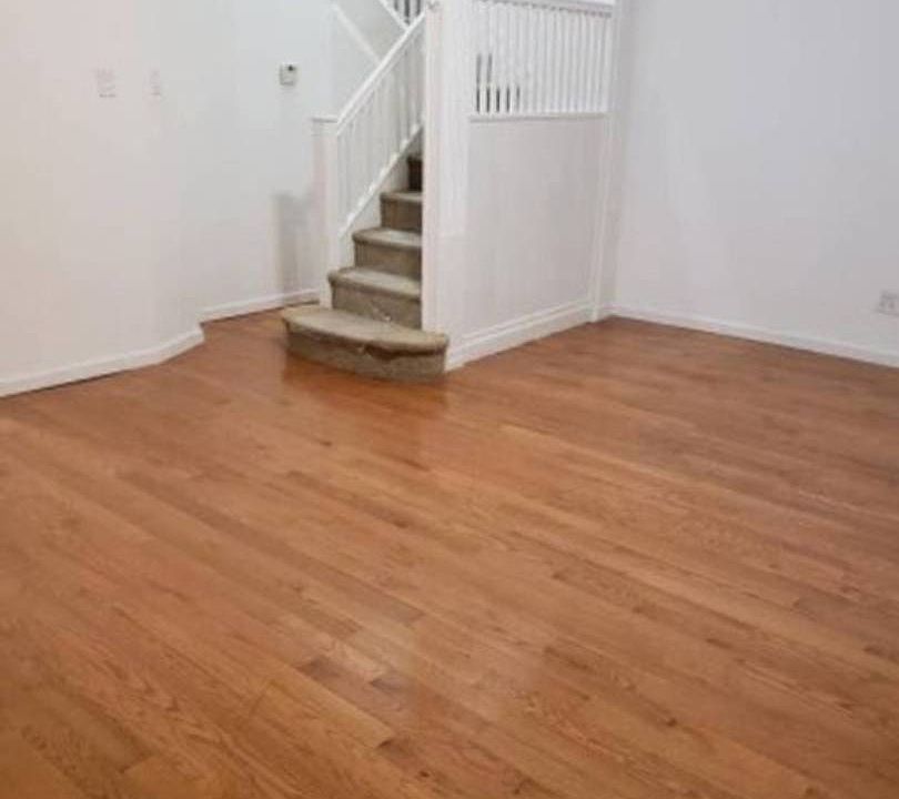 1st image of 2081 Cedar Ave