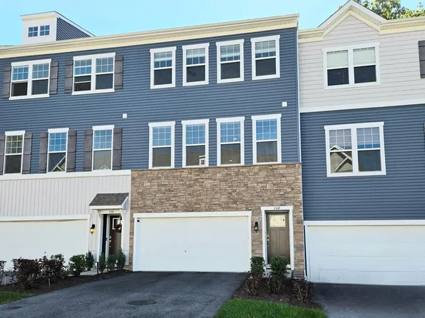 334 Dawson Pl, Downingtown, PA 19335