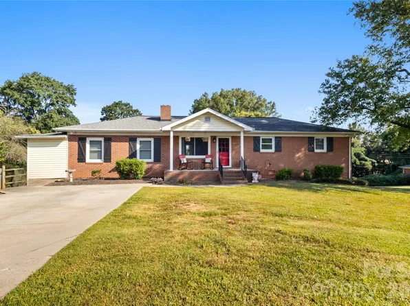 114 Warren Dr, Belmont, NC 28012