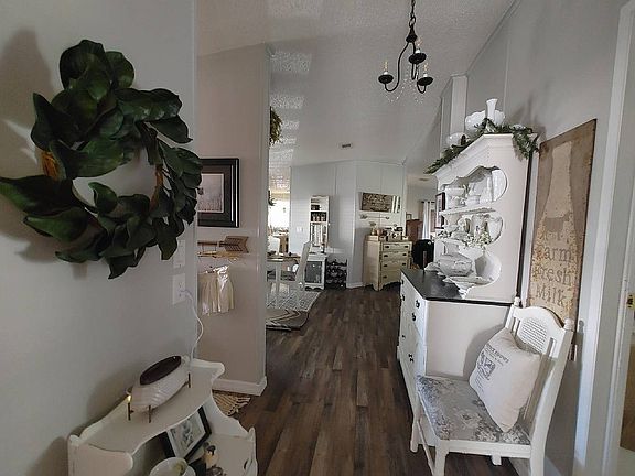 3rd image of 1717 Indian Wells Ave #1258