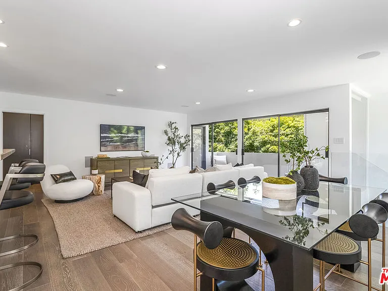 9834 Wanda Park Dr — Photo 11