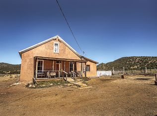 890 White Oaks Rd, White Oaks, NM 88301