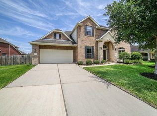 12205 Hidden River Ln, Pearland, TX 77584