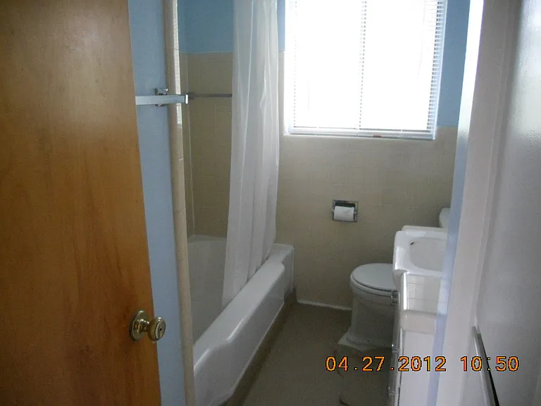 2277 E 3205 S — Photo 11