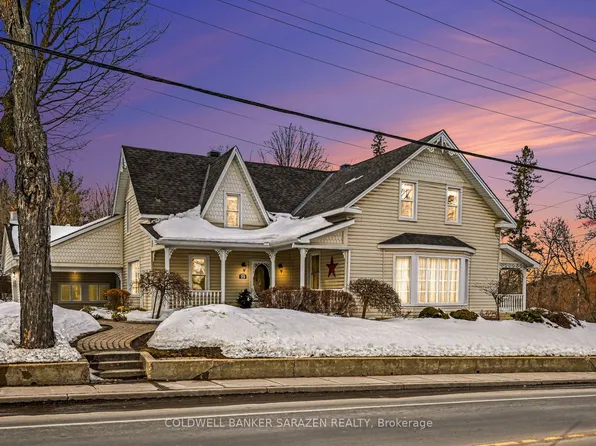 29 Daniel St S, Arnprior, ON K7S 2L5