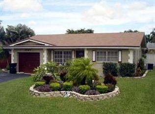 3127 NW 68th Ct, Fort Lauderdale, FL 33309