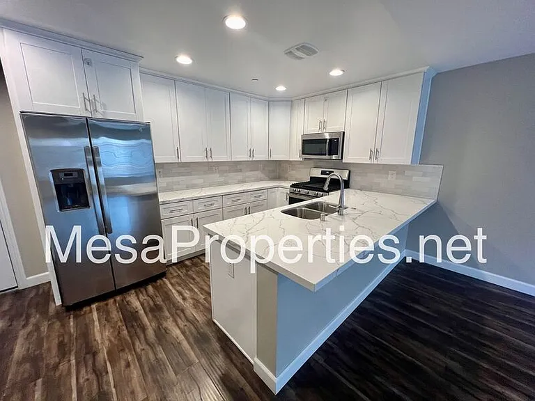 16408 Valencia Ave #311 — Photo 12