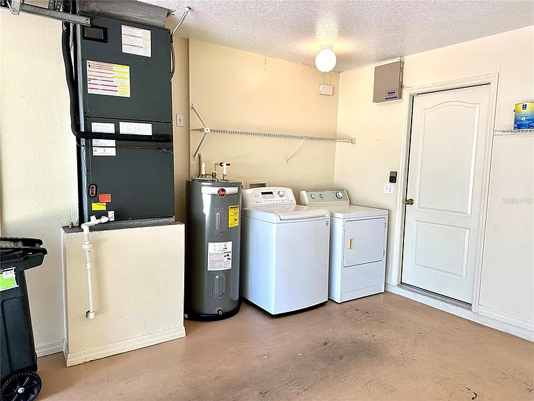 4416 Redcoat Dr — Photo 25