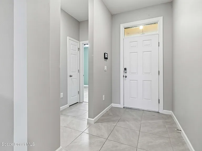 5349 Waterfall Pl — Photo 8