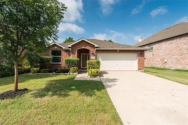 10851 Rankin Dr — Photo 1