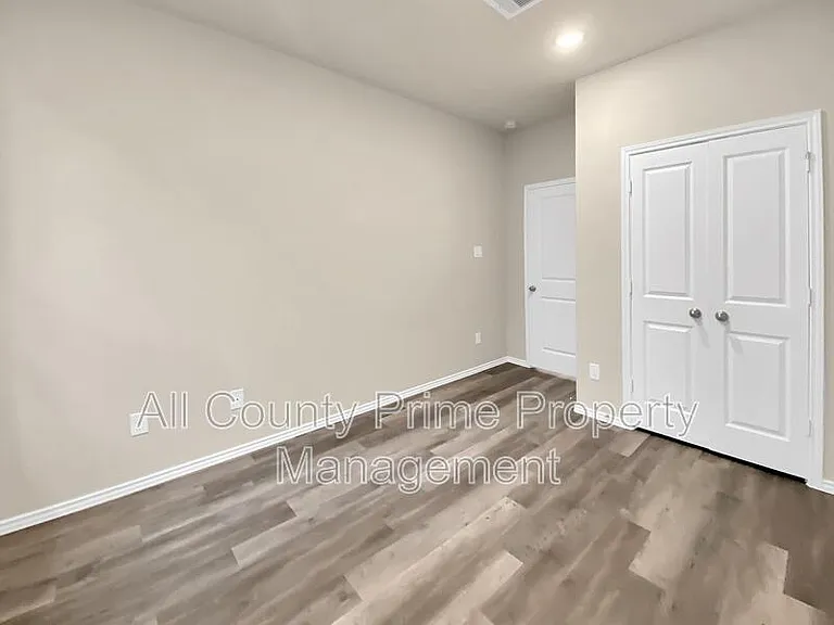 11593 Persimmon St — Photo 11